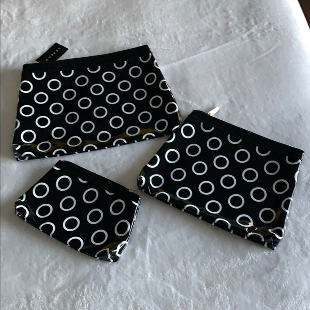 NWT Murval cosmetic bag set. Black & white.